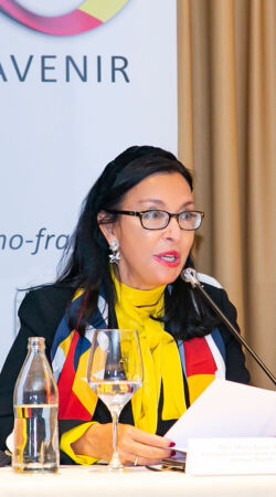 Bureau_MariaLuisa_MujeresAvenir Bureau_MariaLuisa_MujeresAvenir