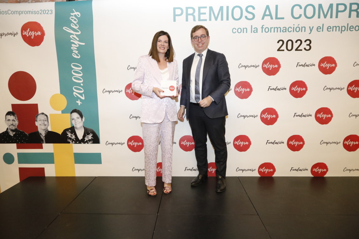 Mujeres Avenir Premio Compromiso 2023 Fundacion Integra
