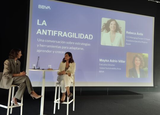 Rebeca Ávila Presidenta Mujeres Avenir antifragilidad y liderazgo en tiempos inciertos