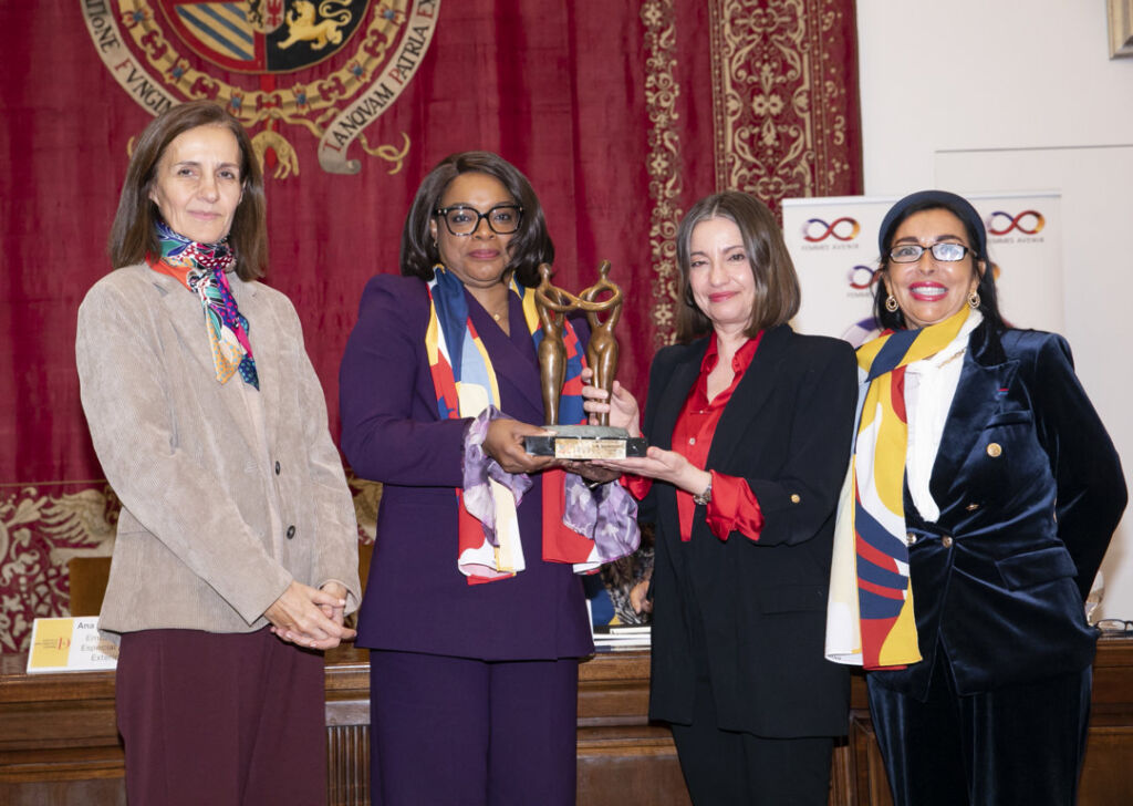 Conferencia Internacional Mujer y Diplomacia Madrid 2026 Cambio Climatico Mujeres Avenir (139) Premio Mujeres Avenir Conferencia Internacional Mujer y Diplomacia Madrid 2026 Cambio Climatico Mujeres Avenir (139)